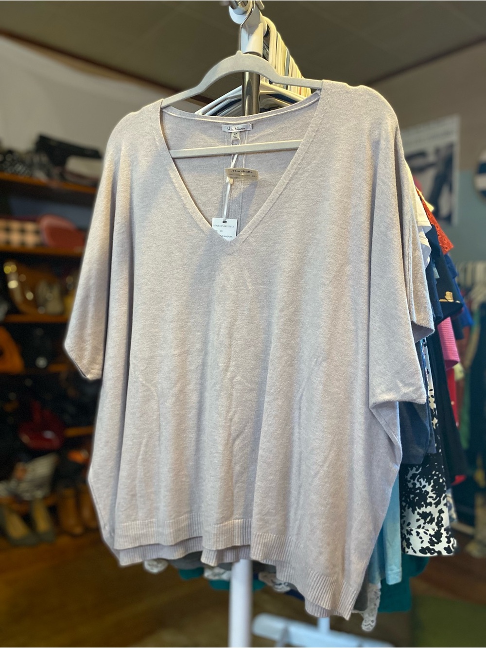 Relaxed V-Neck Short Sleeve Sweater in Light Gray